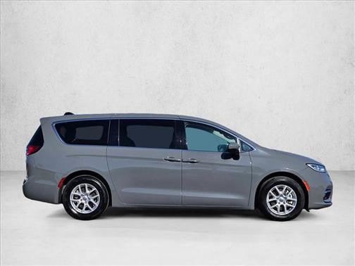 Ceramic Gray Clearcoat 2023 Chrysler Pacifica Touring L