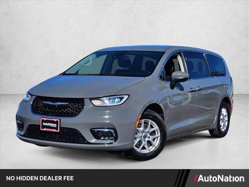 Ceramic Gray Clearcoat 2023 Chrysler Pacifica Touring L