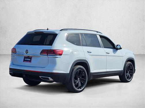 2023 Volkswagen Atlas 3.6L SE w/Technology