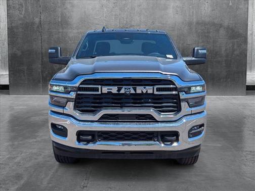 2025 RAM 2500 Big Horn Crew Cab 4x4 8' Box