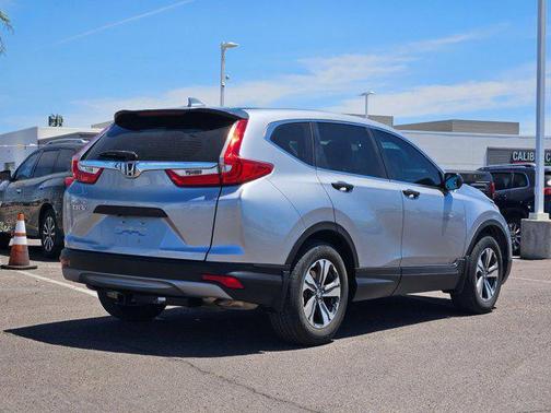 Lunar Silver Metallic 2018 Honda CR-V LX