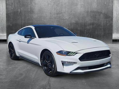2021 Ford Mustang EcoBoost