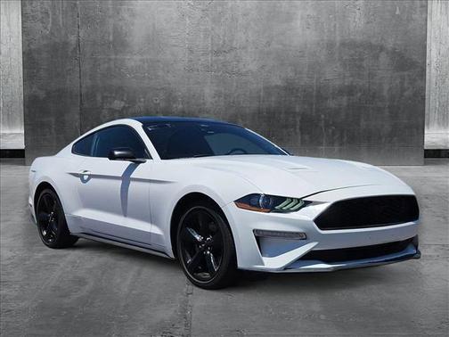 2021 Ford Mustang EcoBoost