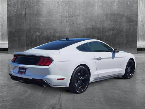 2021 Ford Mustang EcoBoost