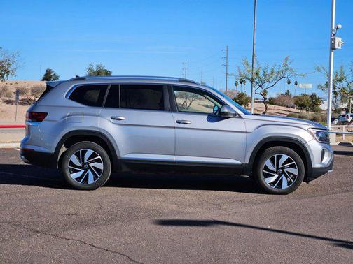 2025 Volkswagen Atlas 2.0T SEL