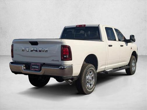 2026 RAM 2500 Tradesman Crew Cab 4x4 6'4' Box