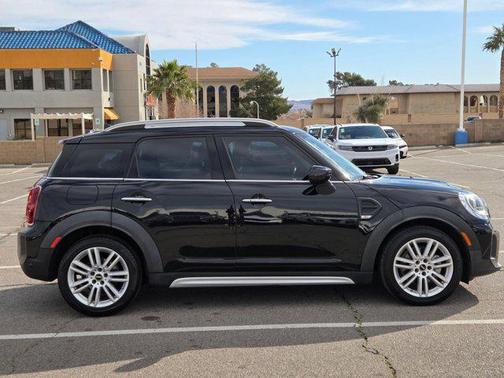 Midnight Black Metallic 2022 MINI Countryman Cooper