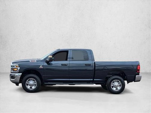 2026 RAM 2500 Tradesman Crew Cab 4x4 6'4' Box