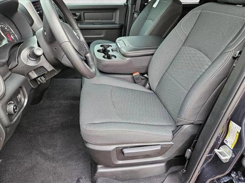 2026 RAM 2500 Tradesman Crew Cab 4x4 6'4' Box