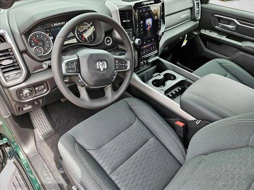 Serrano Green Metallic 2026 RAM 1500 Big Horn/Lone Star