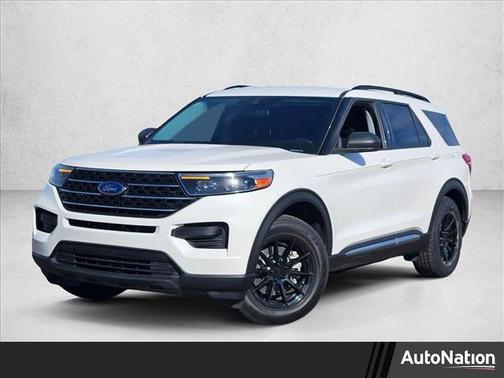 Oxford White 2022 Ford Explorer XLT