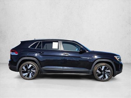 2024 Volkswagen Atlas Cross Sport 2.0T SE w/Technology 4MOTION