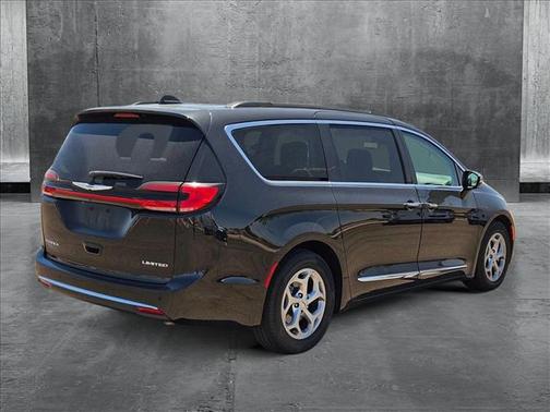 2023 Chrysler Pacifica Limited