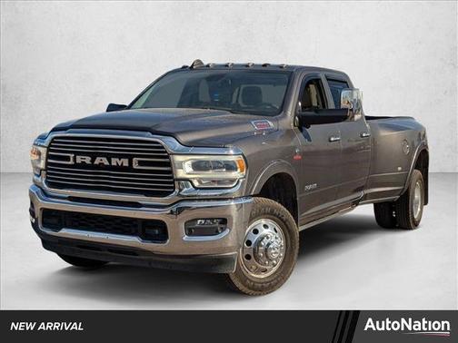 2020 RAM 3500 Laramie Crew Cab 4x4 8' Box