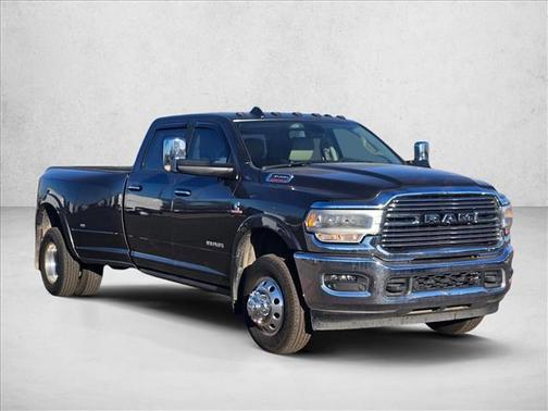 2020 RAM 3500 Laramie Crew Cab 4x4 8' Box