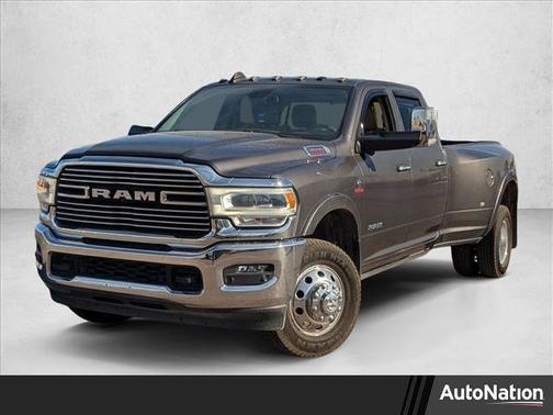 2020 RAM 3500 Laramie Crew Cab 4x4 8' Box