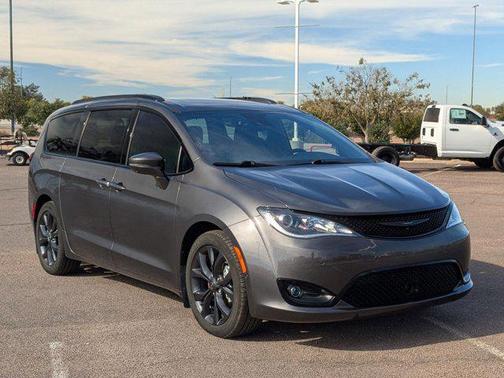 2019 Chrysler Pacifica Limited