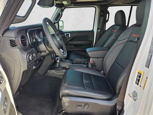 Bright White Clearcoat 2026 Jeep Wrangler Rubicon