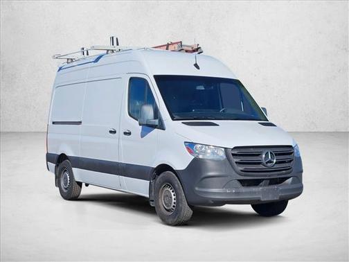 Arctic White 2022 Mercedes-Benz Sprinter 2500 Standard Roof