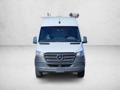 Arctic White 2022 Mercedes-Benz Sprinter 2500 Standard Roof