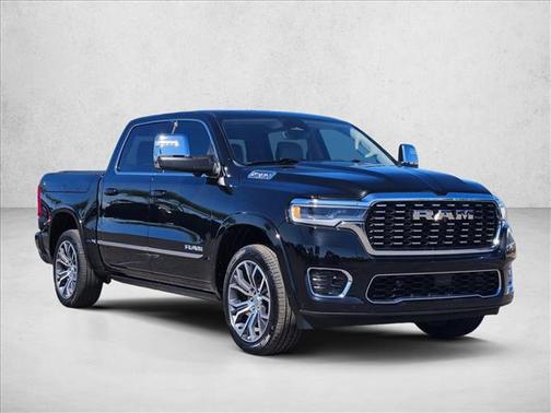 Diamond Black Crystal Pearlcoat 2025 RAM 1500 ST