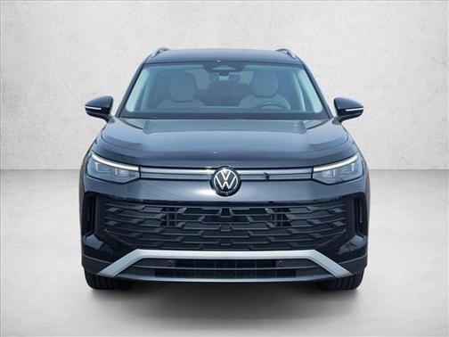 Deep Black Pearl [Bl 2025 Volkswagen Tiguan 2.0T SE