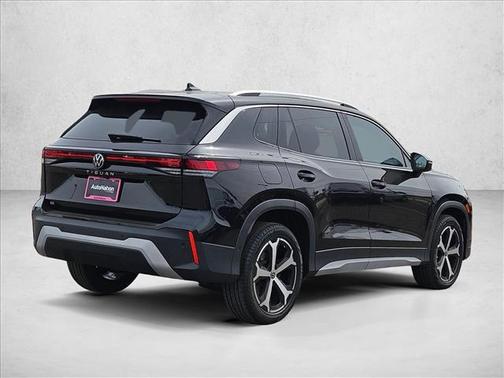 Deep Black Pearl [Bl 2025 Volkswagen Tiguan 2.0T SE