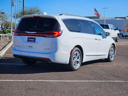 2022 Chrysler Pacifica Limited