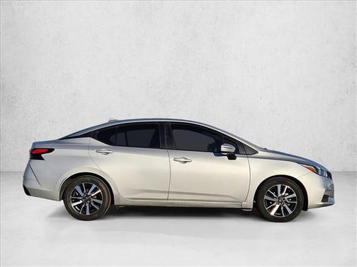2020 Nissan Versa 1.6 SV