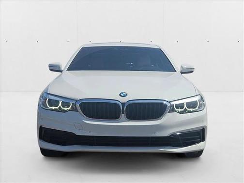 2020 BMW 540 540i