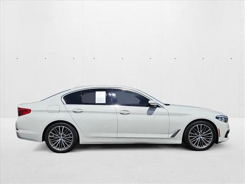 2020 BMW 540 540i