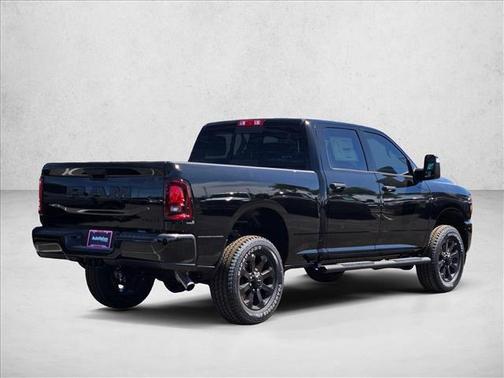 Diamond Black Crystal Pearlcoat 2026 RAM 2500 Black Express Crew Cab 4x4 6'4' Box