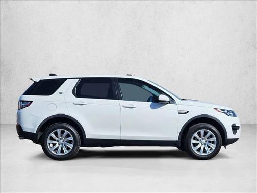 Fuji White 2018 Land Rover Discovery Sport SE