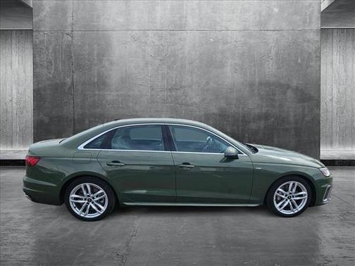 2023 Audi A4 45 S line Premium Plus