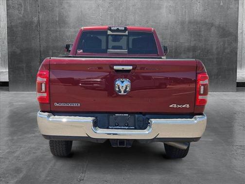 2019 RAM 3500 Laramie Crew Cab 4x4 8' Box