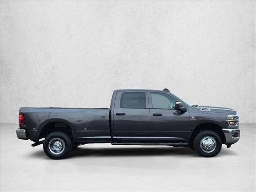 2026 RAM 3500 Tradesman Crew Cab 4x4 8' Box