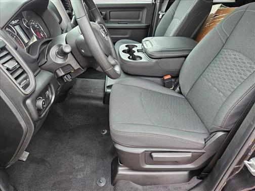 2026 RAM 3500 Tradesman Crew Cab 4x4 8' Box