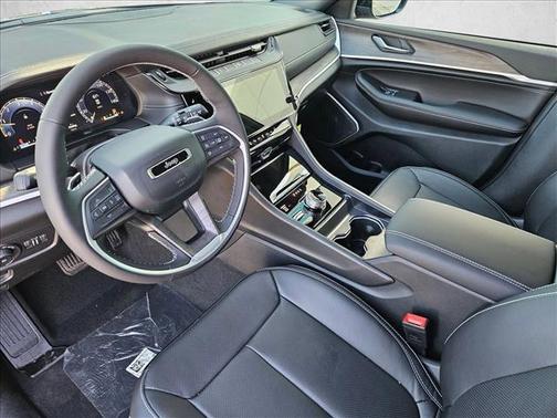 Velvet Red Pearlcoat 2026 Jeep Grand Cherokee Limited