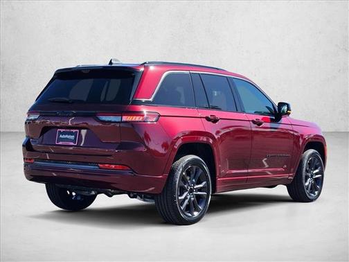 Velvet Red Pearlcoat 2026 Jeep Grand Cherokee Limited