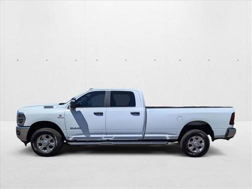 2025 RAM 2500 Big Horn Crew Cab 4x4 8' Box