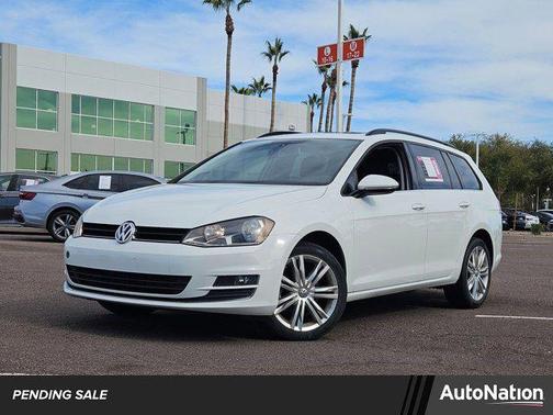 2015 Volkswagen Golf SportWagen TDI SE 4-Door