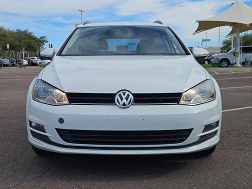 2015 Volkswagen Golf SportWagen TDI SE 4-Door