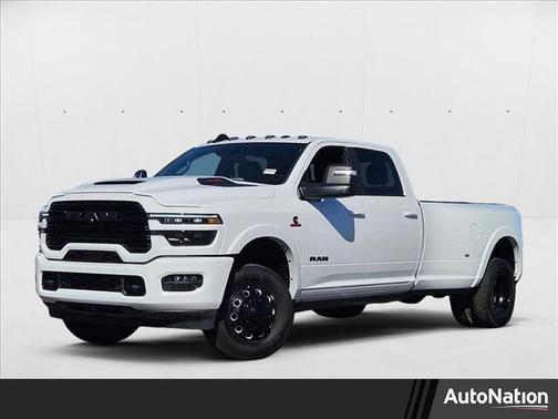 2025 RAM 3500 Limited Crew Cab 4x4 8' Box