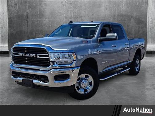 2020 RAM 2500 Big Horn Crew Cab 4X4 6'4' Box