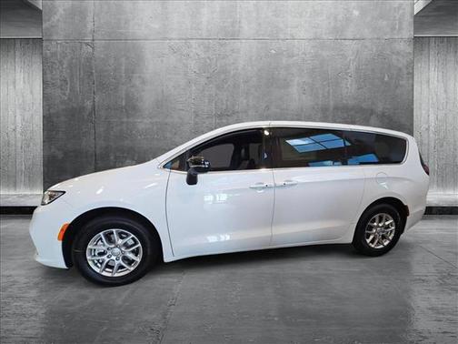 2025 Chrysler Pacifica L