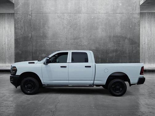 2025 RAM 2500 Tradesman Crew Cab 4x4 6'4' Box