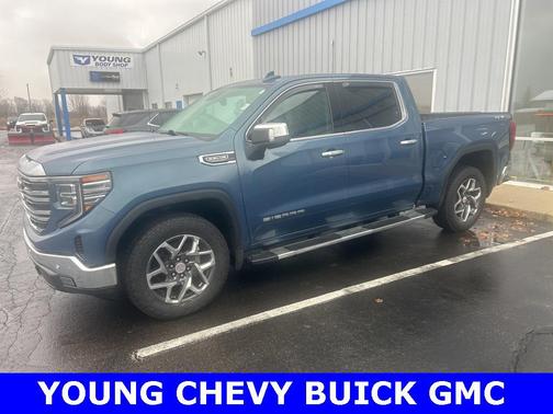 2024 GMC Sierra 1500 SLT