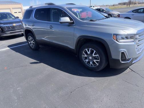 2023 GMC Acadia AWD SLE