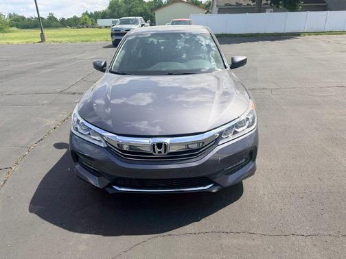 Modern Steel Metallic 2017 Honda Accord Sport