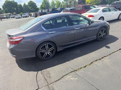 Modern Steel Metallic 2017 Honda Accord Sport